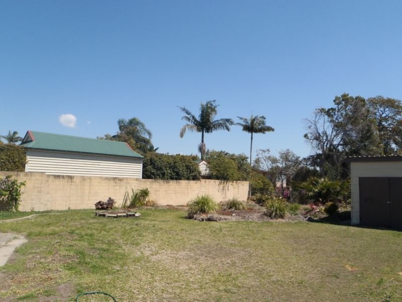 381 Scarborough Road, Scarborough QLD 4020
