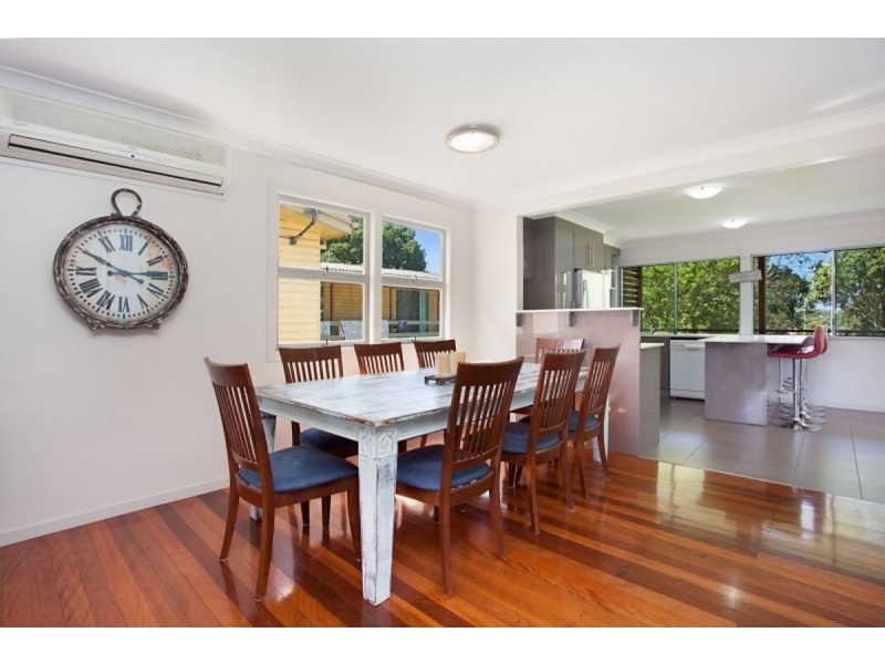 31 Long Street, Clontarf QLD 4019