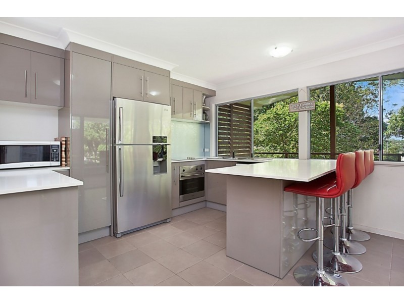 31 Long Street, Clontarf QLD 4019