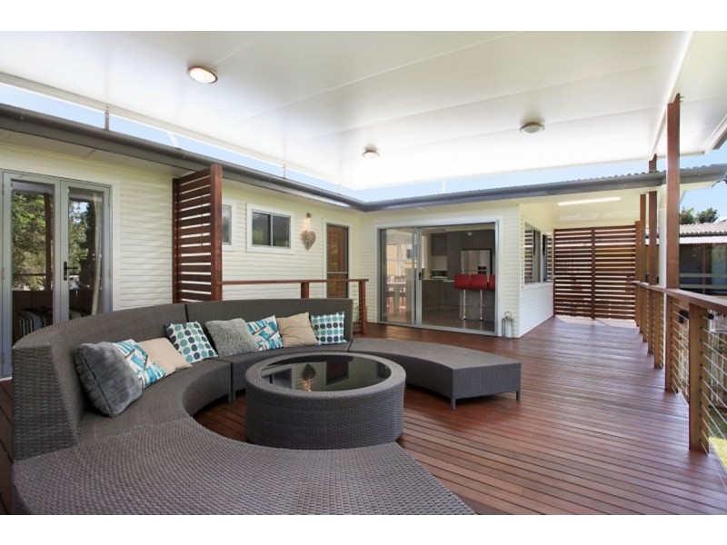 31 Long Street, Clontarf QLD 4019