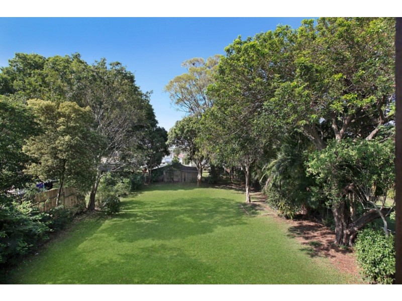 31 Long Street, Clontarf QLD 4019