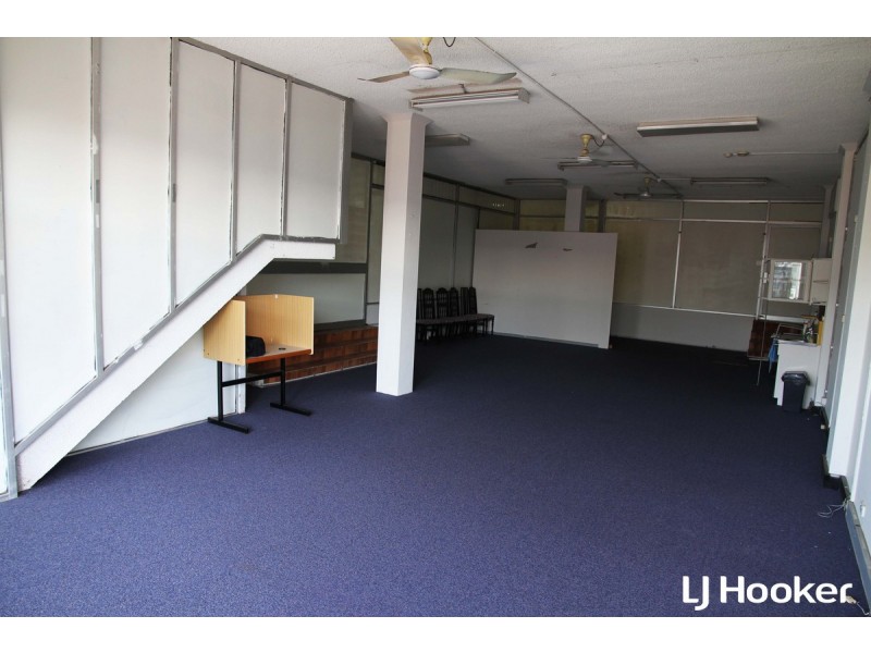 Shop 4/3 Violet Street, Redcliffe QLD 4020