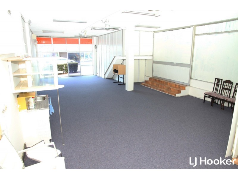 Shop 4/3 Violet Street, Redcliffe QLD 4020