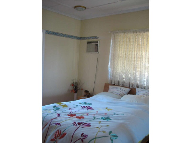 17 Maryborough Terrace, Scarborough QLD 4020