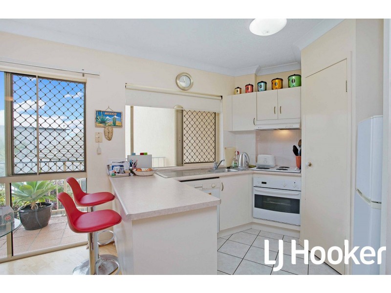 3/10 Caroline Street, Woody Point QLD 4019