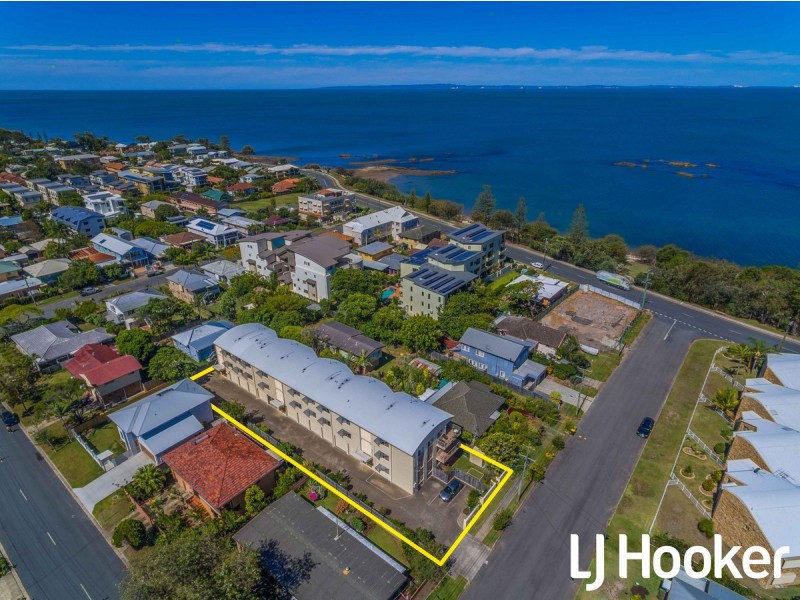 3/10 Caroline Street, Woody Point QLD 4019