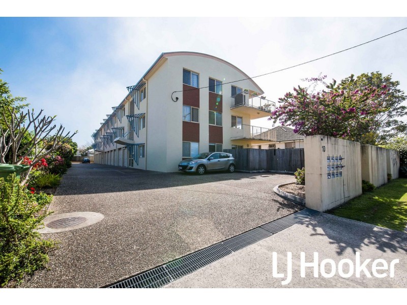 3/10 Caroline Street, Woody Point QLD 4019