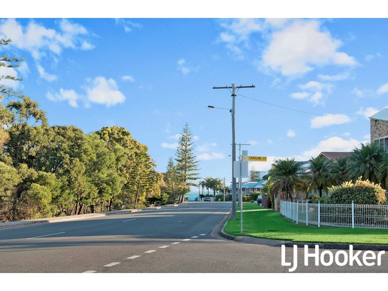 3/10 Caroline Street, Woody Point QLD 4019