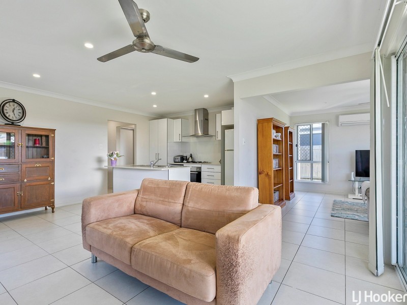 33 Bangalow Street, Morayfield QLD 4506