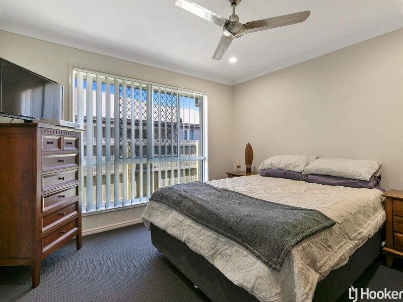 33 Bangalow Street, Morayfield QLD 4506