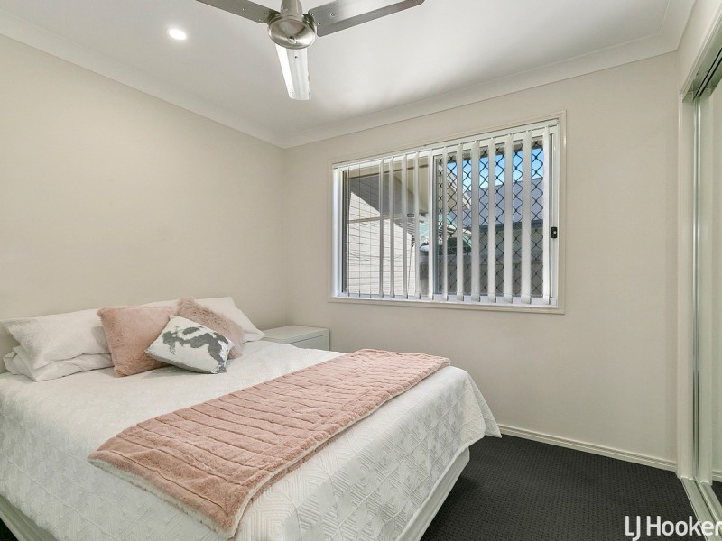 33 Bangalow Street, Morayfield QLD 4506