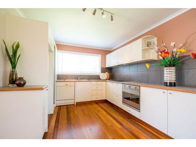 211 MacDonnell Road, Clontarf QLD 4019