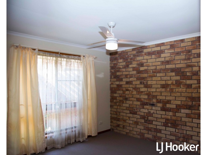 1/51 Sutton Street, Redcliffe QLD 4020