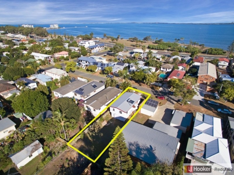 8 Short Street, Woody Point QLD 4019