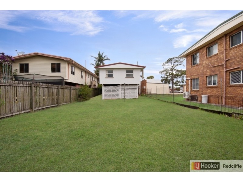 8 Short Street, Woody Point QLD 4019