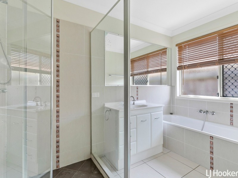 5 Jemma Street, Rothwell QLD 4022