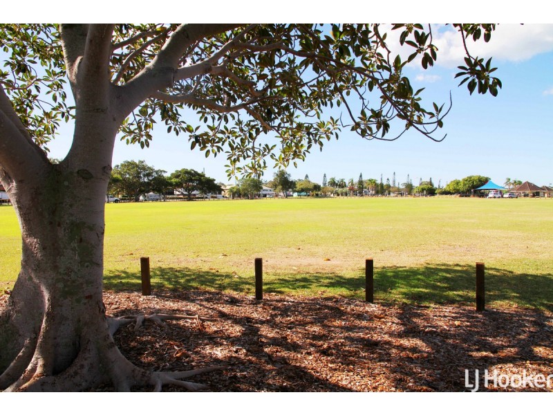 1/70 Hornibrook Esplanade, Clontarf QLD 4019