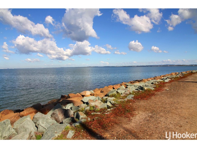 1/70 Hornibrook Esplanade, Clontarf QLD 4019