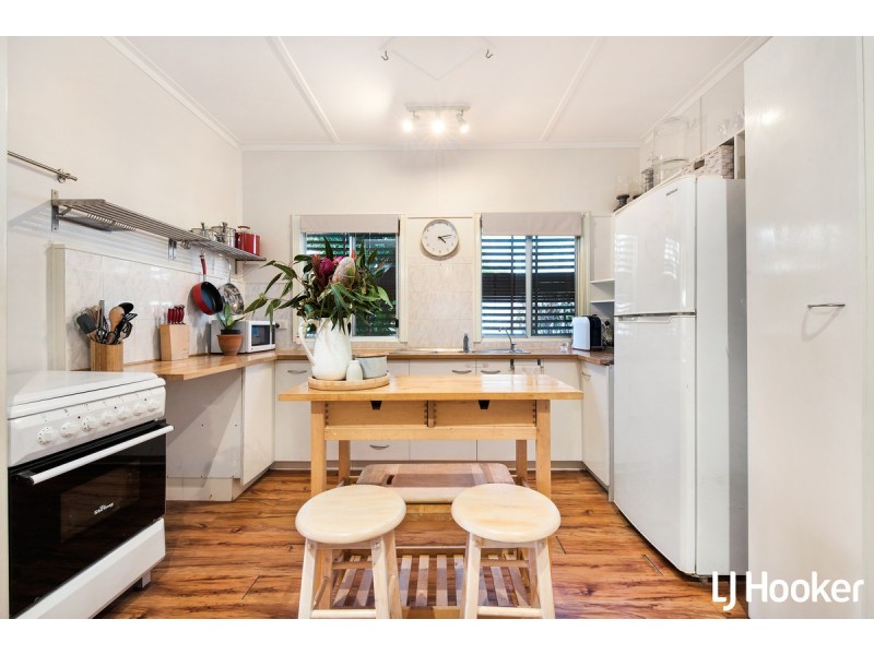 69 Elizabeth Avenue, Clontarf QLD 4019