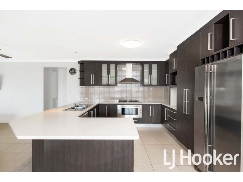 10 Ashbrook Drive, Morayfield QLD 4506