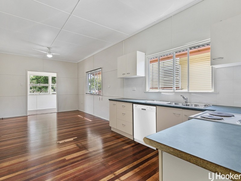 41 Campbell Street, Scarborough QLD 4020