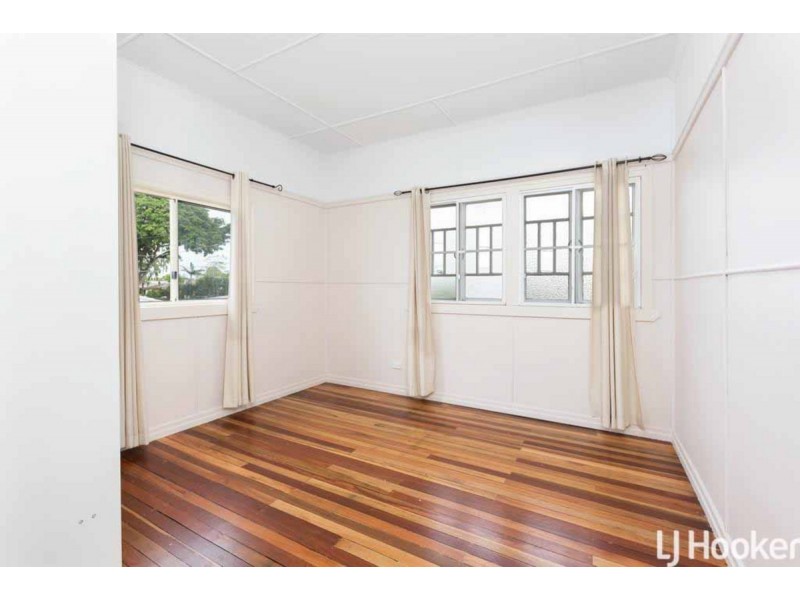 24 Barron Road, Margate QLD 4019