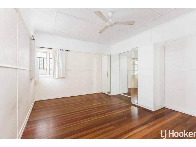 24 Barron Road, Margate QLD 4019