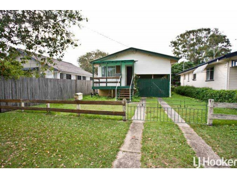 50 Ellen Street, Woody Point QLD 4019