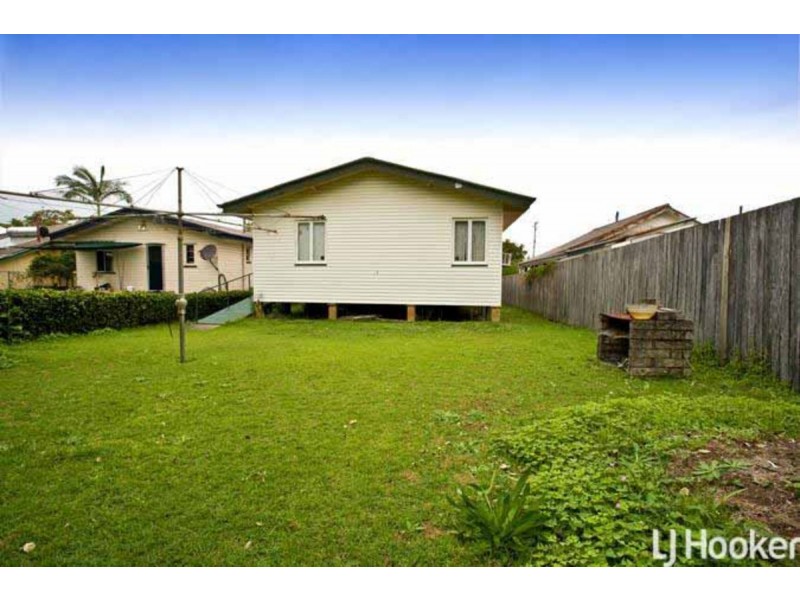 50 Ellen Street, Woody Point QLD 4019