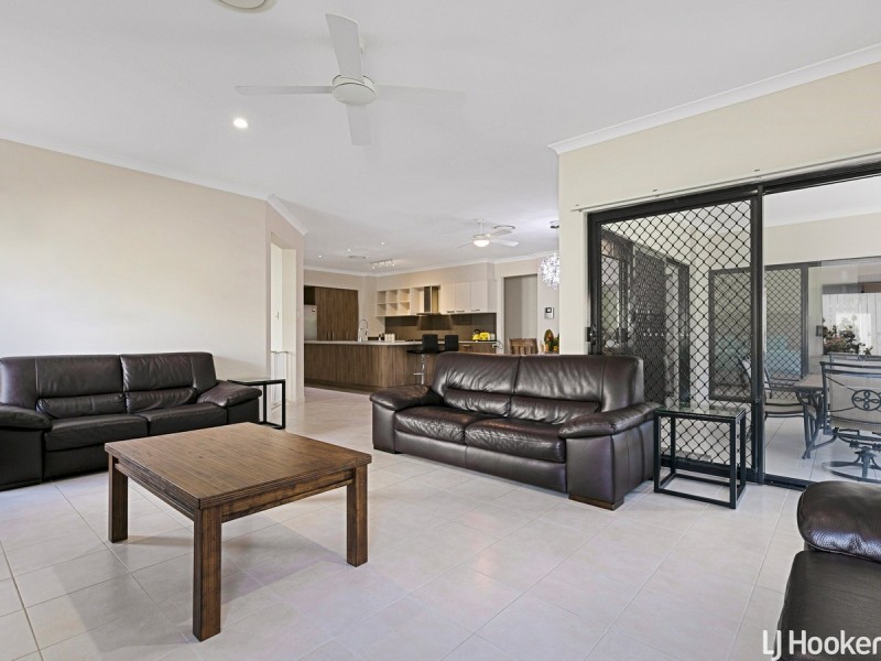 4 Wallaroo Circuit, North Lakes QLD 4509