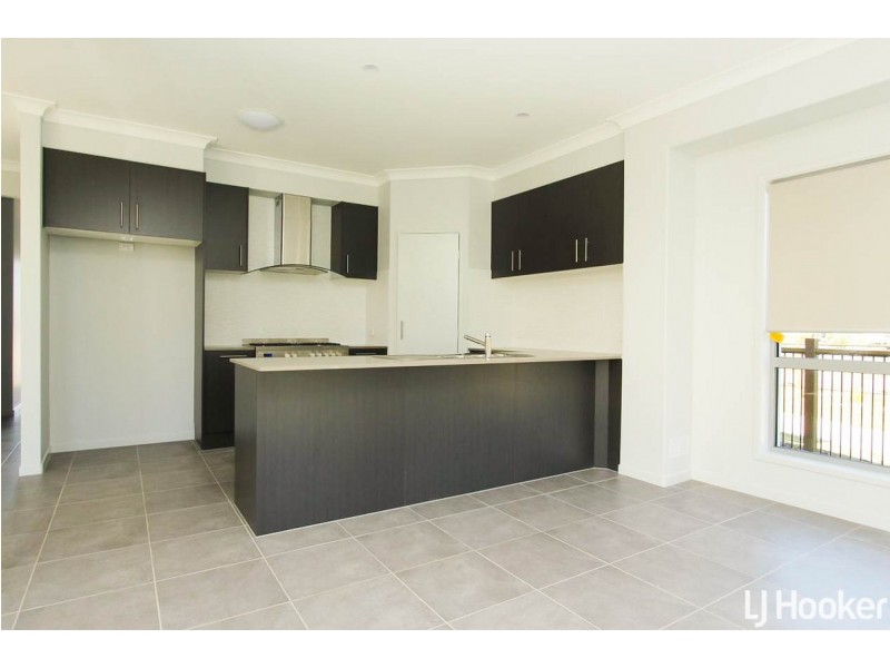 39 Morna Street, Newport QLD 4020