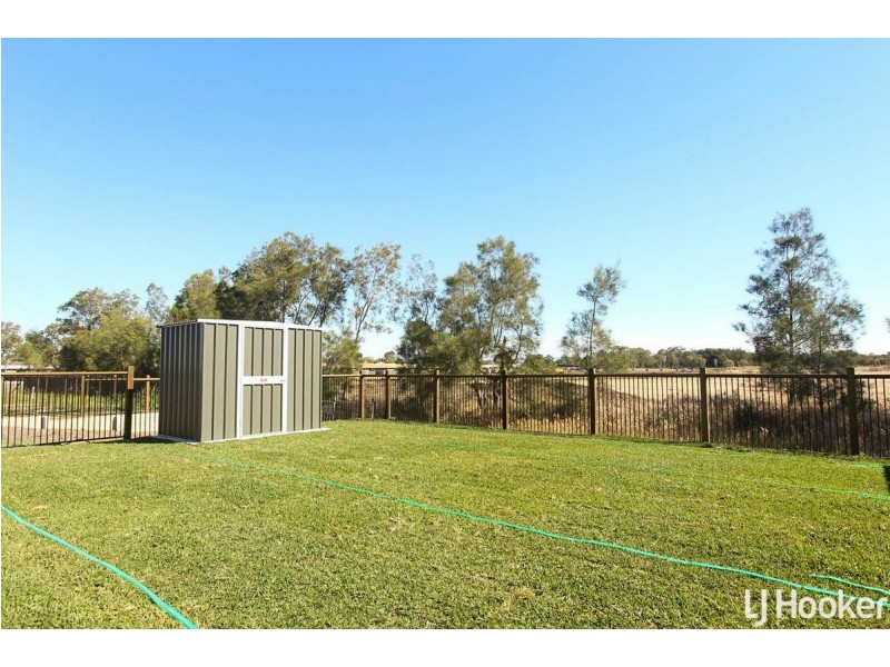 39 Morna Street, Newport QLD 4020