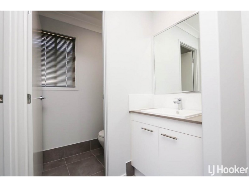 39 Morna Street, Newport QLD 4020
