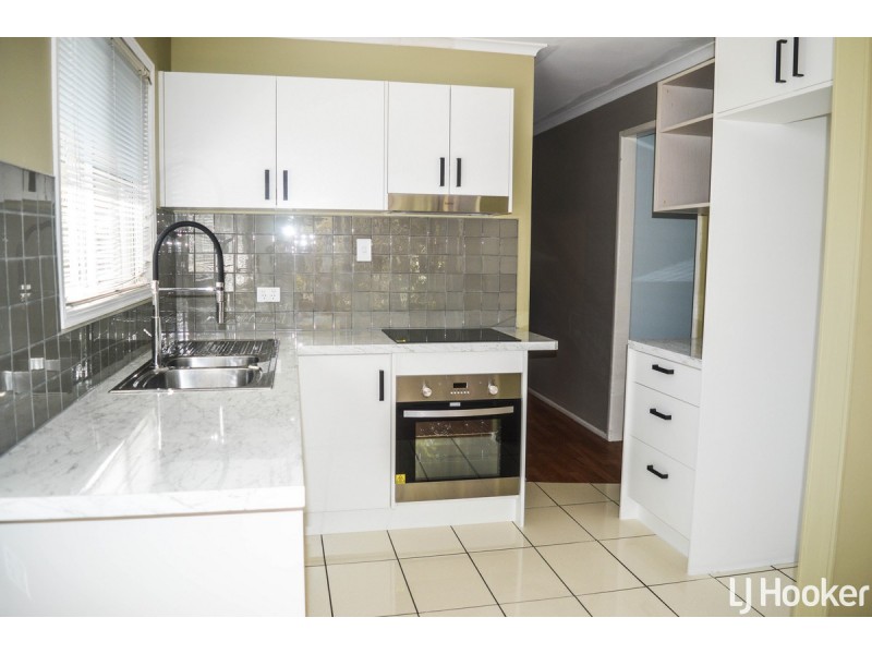 2 Gertrude Street, Redcliffe QLD 4020