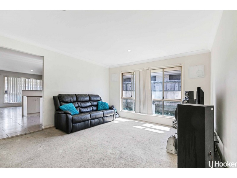 5 Arakoon Court, Rothwell QLD 4022