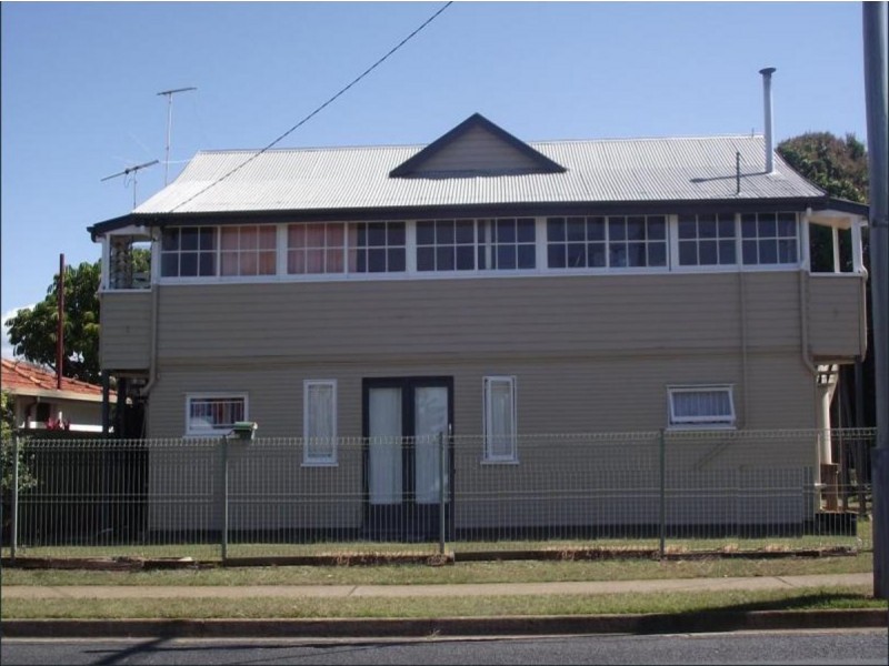 2/141 Landsborough Avenue, Scarborough QLD 4020