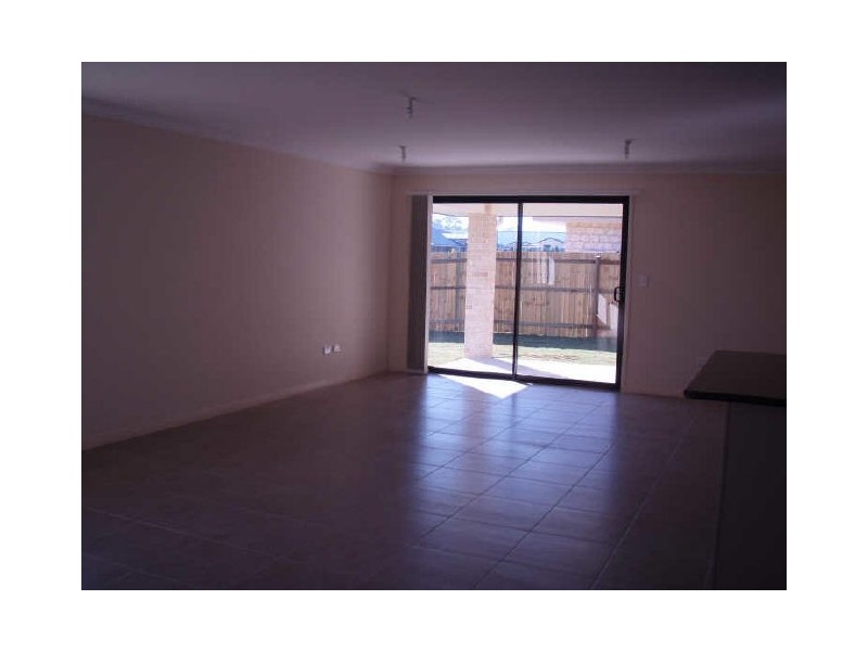 1 Caitlin Court, Rothwell QLD 4022