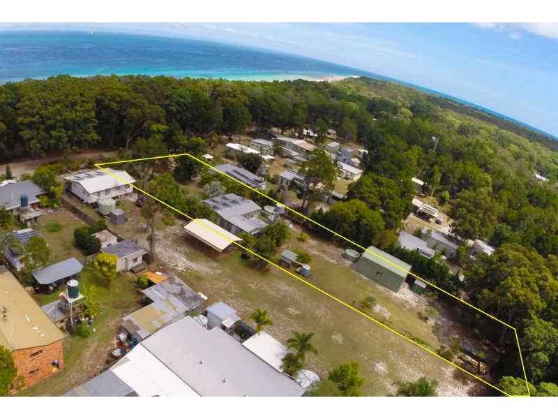 91 The Strand, Bulwer QLD 4025