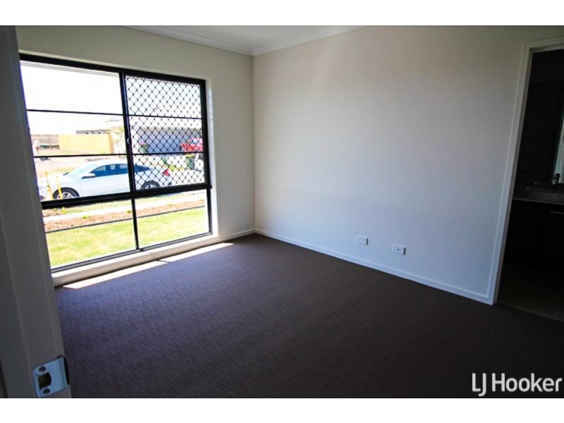 19 Brindabella Street, Newport QLD 4020