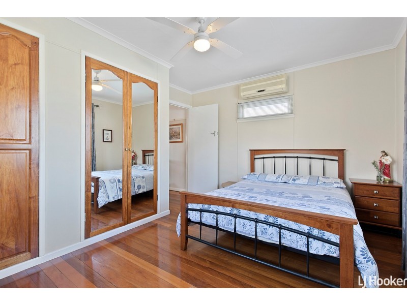 69 Fernlea Avenue, Scarborough QLD 4020