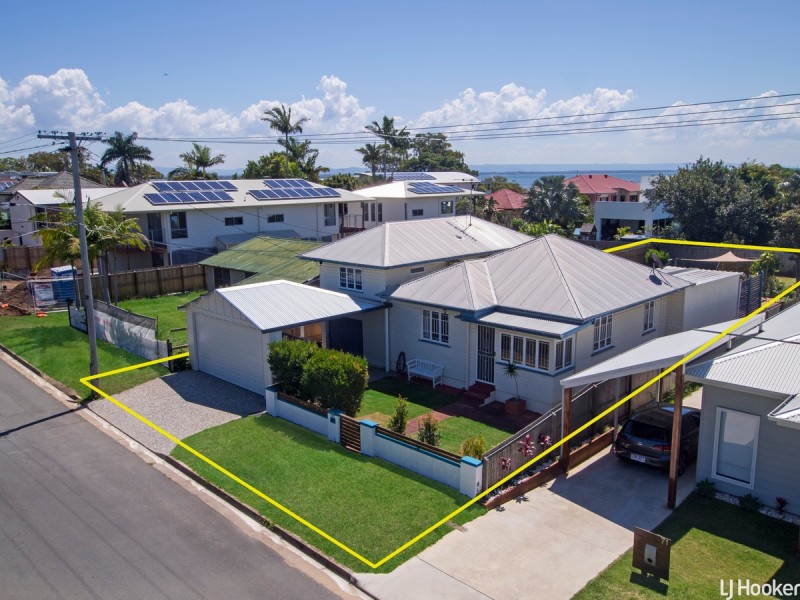 69 Fernlea Avenue, Scarborough QLD 4020