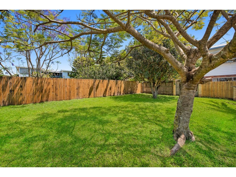 155 Anzac Avenue, Redcliffe QLD 4020