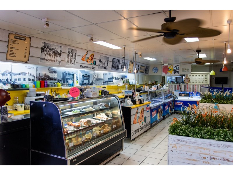 2/77 Redcliffe Parade, Redcliffe QLD 4020