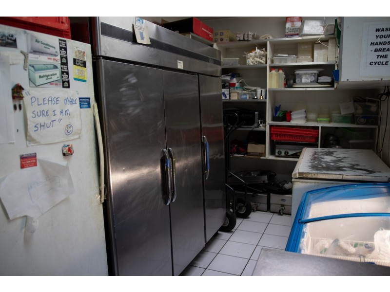 2/77 Redcliffe Parade, Redcliffe QLD 4020