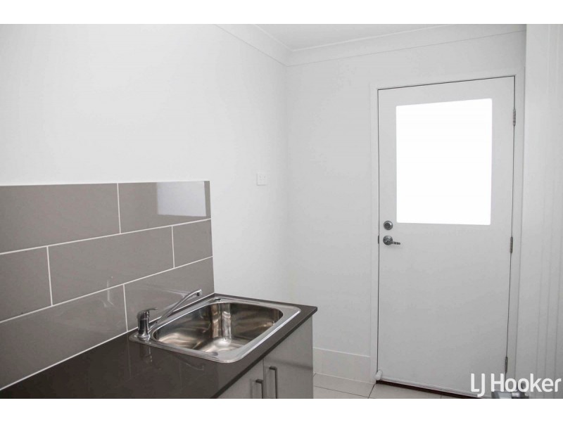 14 Apollo Street, Newport QLD 4020