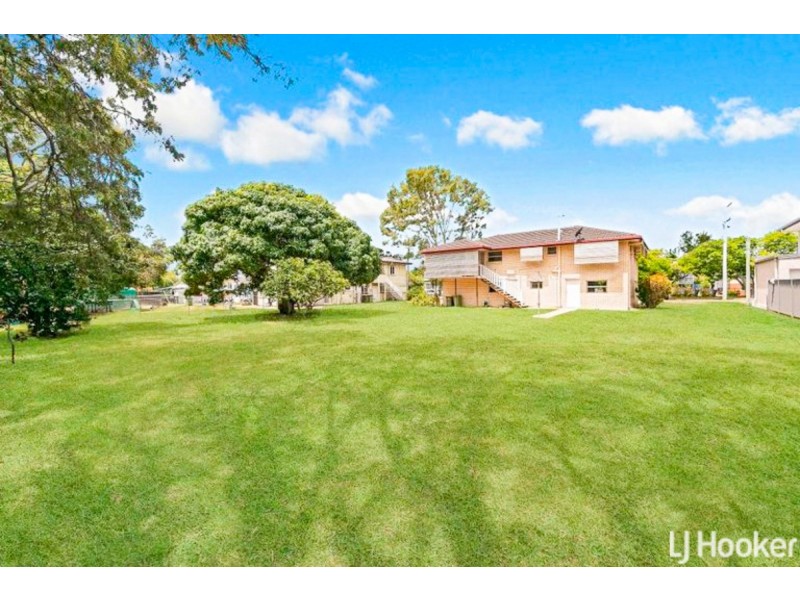 19 Thomas Street, Clontarf QLD 4019