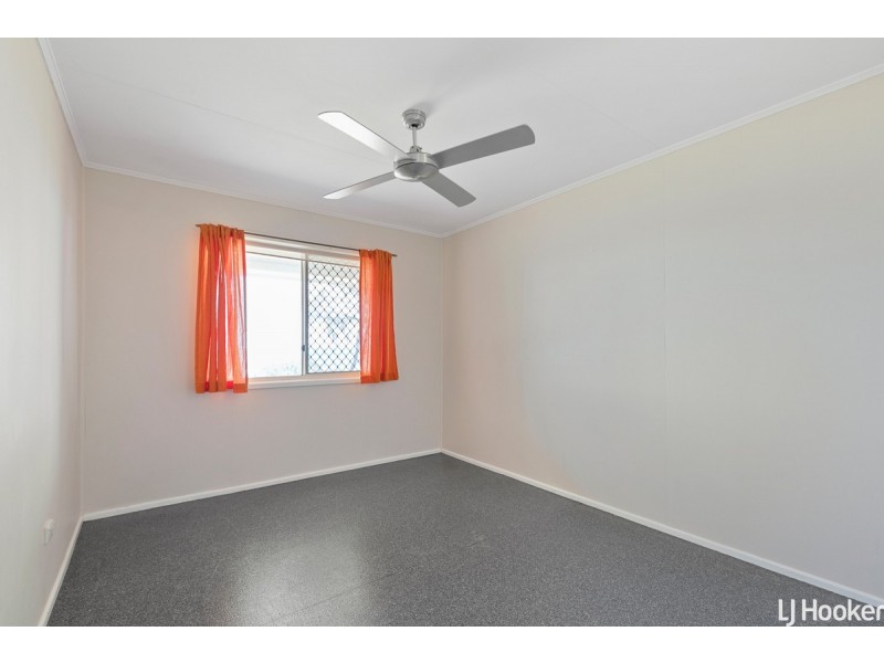 27 Biggs Avenue, Beachmere QLD 4510