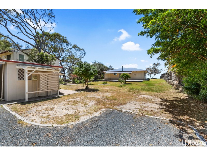 27 Biggs Avenue, Beachmere QLD 4510