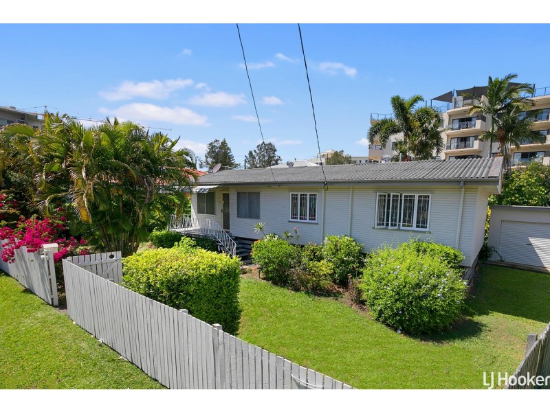 1 Henry Street, Redcliffe QLD 4020