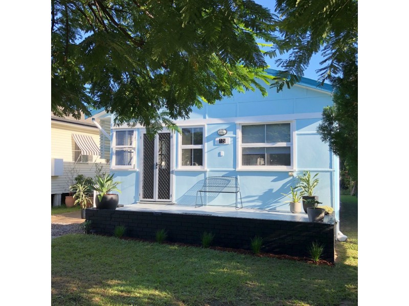 15 Westbrook Street, Woody Point QLD 4019